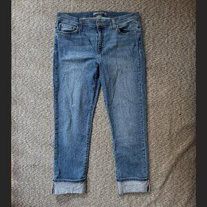 Joe Jeans: Mid-Rise Straight Crop in the "Itzel" wash 32